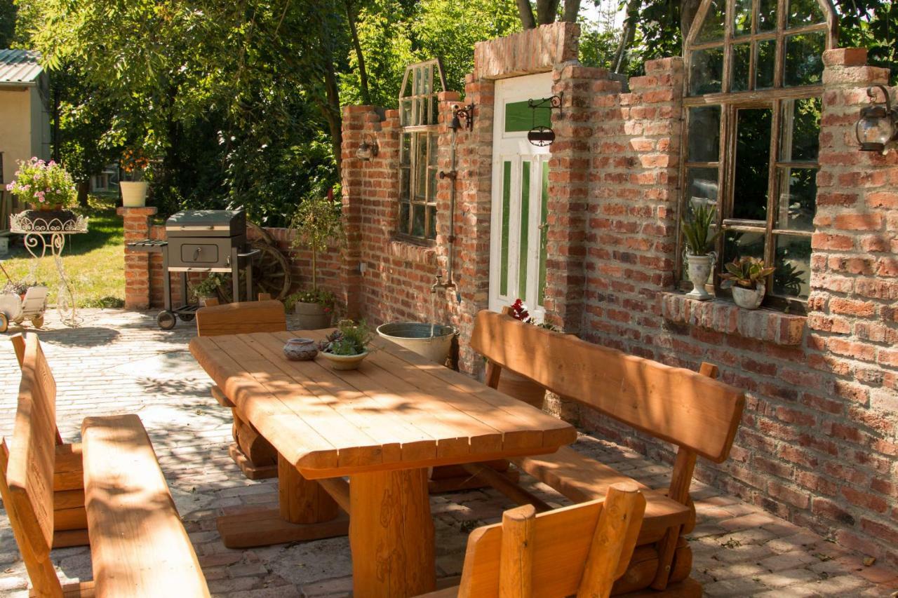 Ferienwohnung Im Schlossgarten Herbsleben Esterno foto